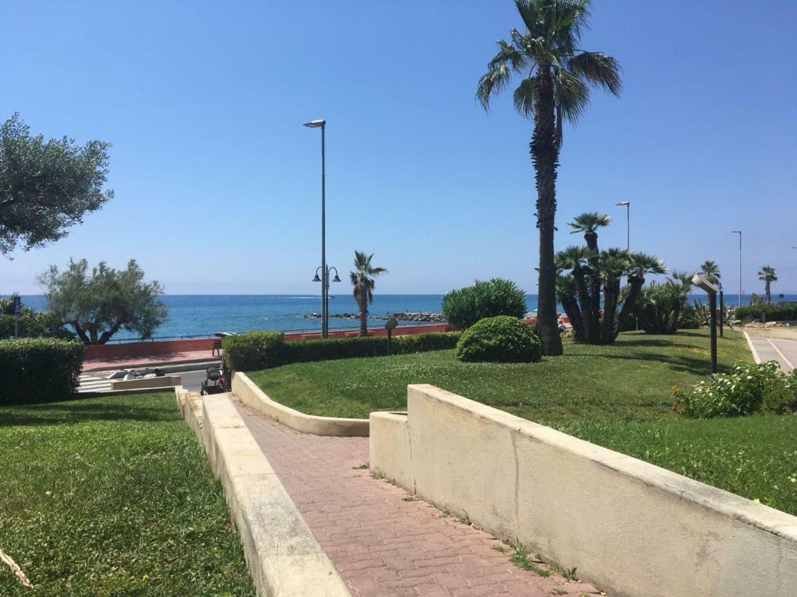 Mare 3 Leilighet Ventimiglia Eksteriør bilde